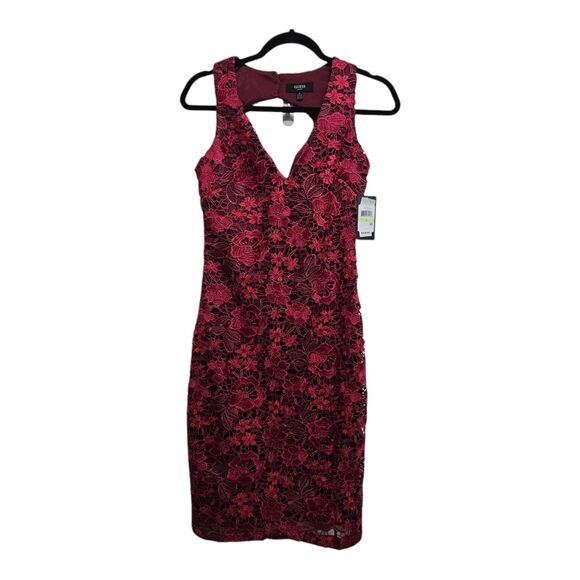 Guess Dresses & Skirts - GUESS Dress Red Floral Lace Embroidered Sleeveless Size 4 Elegant Luxury NEW
